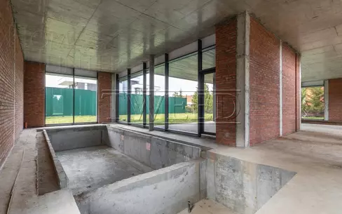 2-этажный коттедж 920 м² без отделки