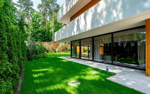 3-этажный коттедж 1 495.4 м² с отделкой