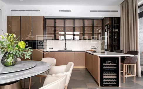 2-этажный коттедж 627.9 м² с отделкой