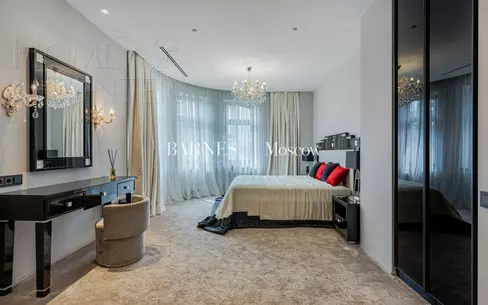 4-КОМН. КВАРТИРА С ОТДЕЛКОЙ 238 М² НА 2 ЭТАЖЕ