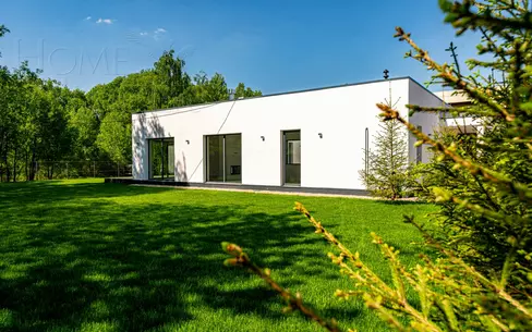 1-этажный коттедж 300 м² с отделкой