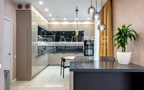 2-этажный коттедж 240 м² с отделкой