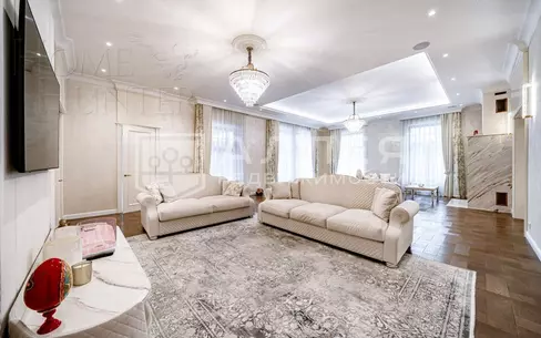 2-этажный коттедж 760 м² с отделкой