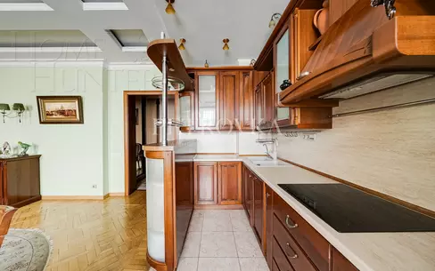 3-КОМН. КВАРТИРА С ОТДЕЛКОЙ 127 М² НА 2 ЭТАЖЕ