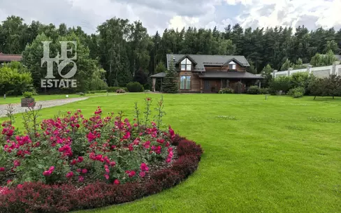1-этажный коттедж 220 м² с отделкой