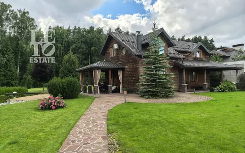 1-этажный коттедж 220 м² с отделкой