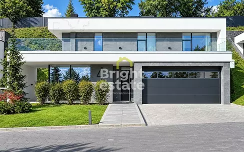 2-этажный коттедж 384 м² с отделкой