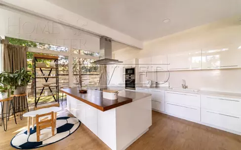 2-этажный коттедж 290 м² с отделкой