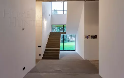 3-этажный коттедж 1 223 м² без отделки