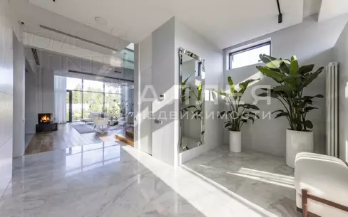 2-этажный коттедж 1 067.1 м² с отделкой