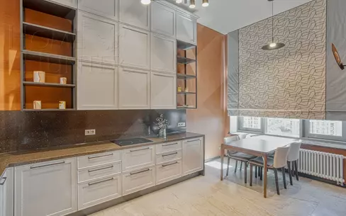 4-КОМН. ПЕНТХАУС С ОТДЕЛКОЙ 242 М² НА 22 ЭТАЖЕ