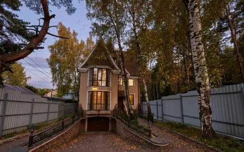 2-этажный коттедж 452 м² с отделкой