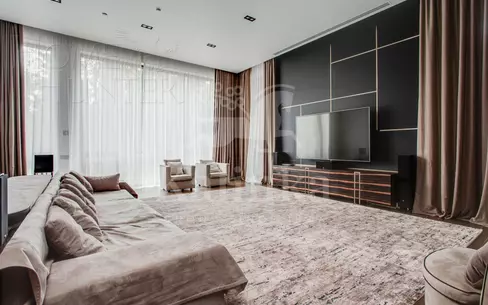 3-этажный коттедж 1 000 м² с отделкой