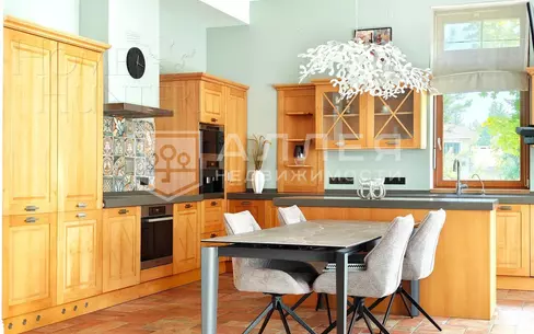 2-этажный коттедж 750 м² с отделкой