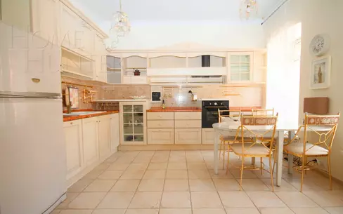 4-КОМН. КВАРТИРА С ОТДЕЛКОЙ 130 М² НА 2 ЭТАЖЕ