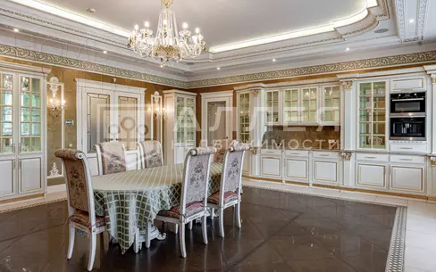 2-этажный коттедж 2 800 м² с отделкой