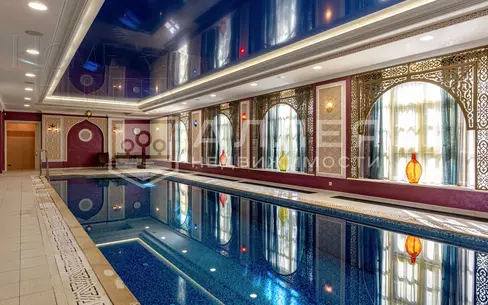 2-этажный коттедж 2 800 м² с отделкой