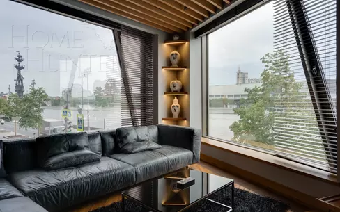 3-комн. кв., 130 м², 2/5 этаж
