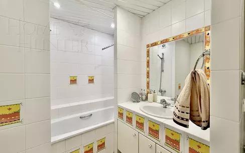 6-КОМН. КВАРТИРА С ОТДЕЛКОЙ 150 М² НА 18 ЭТАЖЕ