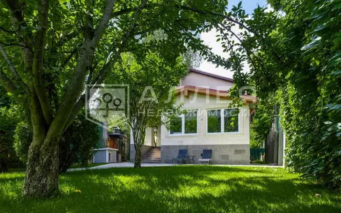 3-этажный коттедж 285 м² с отделкой