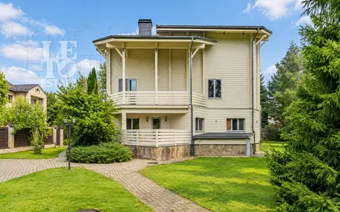 1-этажный коттедж 680 м² с отделкой
