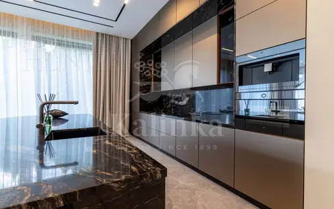 2-этажный коттедж 1 150 м² с отделкой