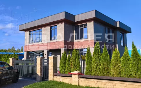 2-этажный коттедж 390 м² без отделки