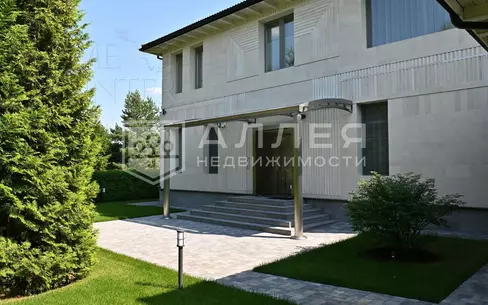 2-этажный коттедж 466 м² с отделкой
