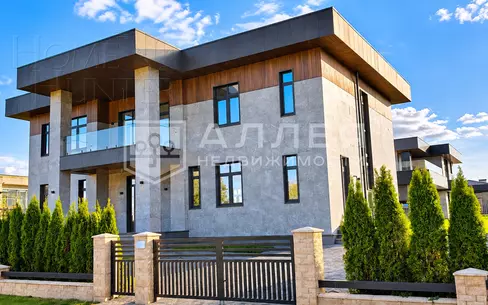 2-этажный коттедж 410 м² без отделки