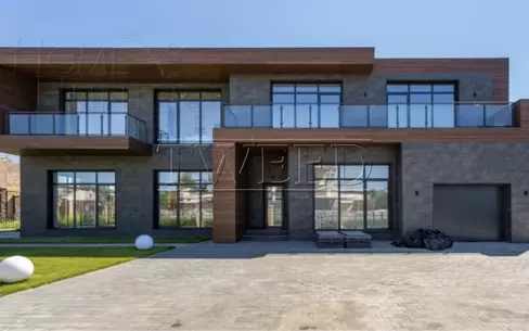 2-этажный коттедж 545 м² с отделкой