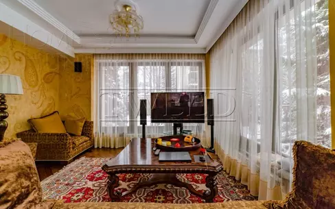 4-этажный коттедж 520 м² с отделкой