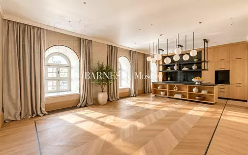 2-комн. кв., 108 м², 2/5 этаж