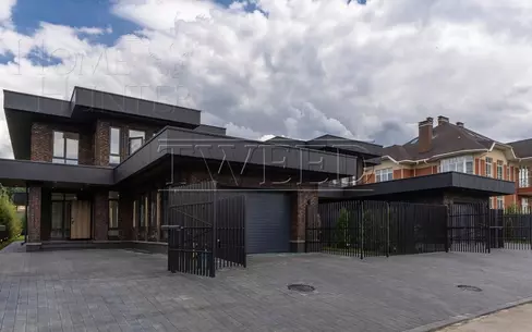 2-этажный коттедж 340 м² с отделкой