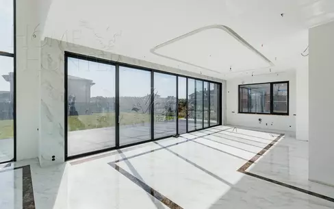 3-этажный коттедж 920 м² с отделкой