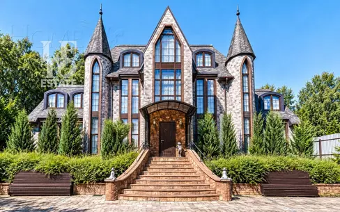 1-этажный коттедж 580 м² с отделкой