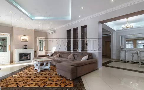 2-этажный коттедж 500 м² с отделкой