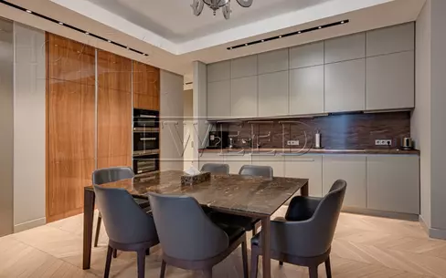 3-КОМН. КВАРТИРА С ОТДЕЛКОЙ 127.1 М² НА 4 ЭТАЖЕ
