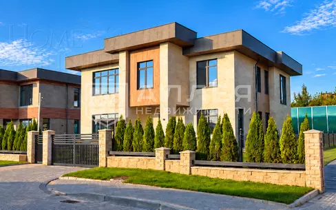 2-этажный коттедж 380 м² без отделки