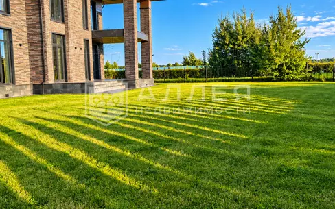 2-этажный коттедж 460 м² без отделки