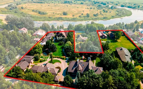 3-этажный коттедж 1 940 м² с отделкой