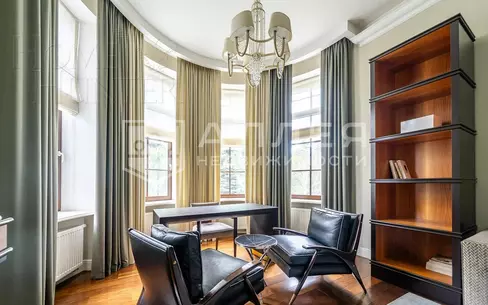 2-этажный коттедж 590 м² с отделкой