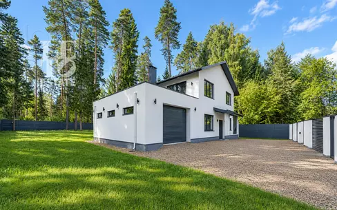 1-этажный коттедж 310 м² без отделки
