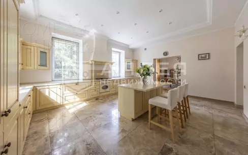 3-этажный коттедж 732.9 м² с отделкой
