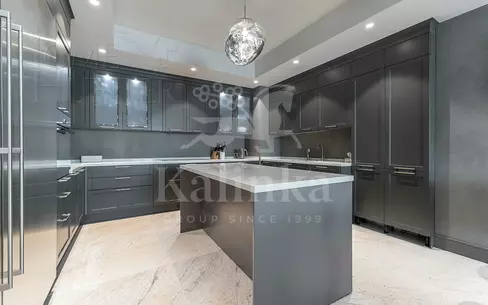6-КОМН. КВАРТИРА С ОТДЕЛКОЙ 290 М² НА 6 ЭТАЖЕ