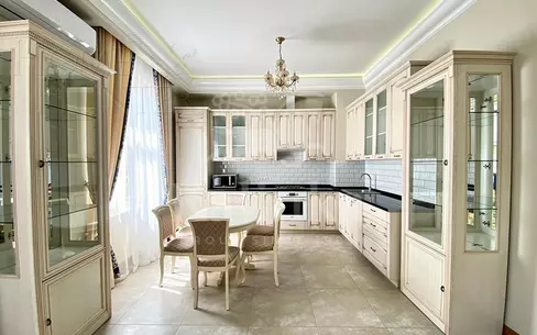 2-этажный таунхаус 350 м² с отделкой