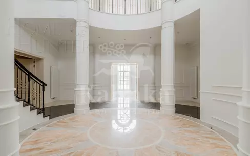 3-этажный коттедж 1 318.43 м² с отделкой