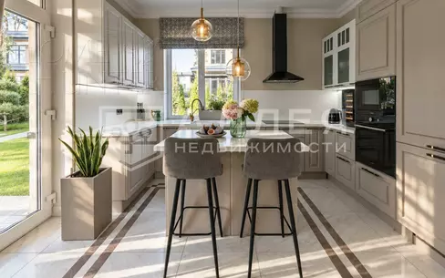 2-этажный коттедж 210 м² с отделкой