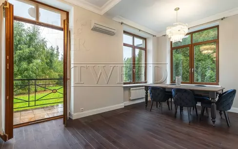 2-этажный коттедж 400 м² с отделкой