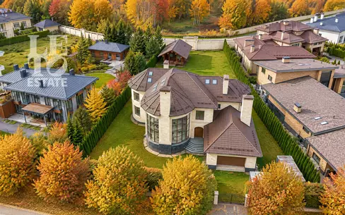 1-этажный коттедж 740 м² без отделки