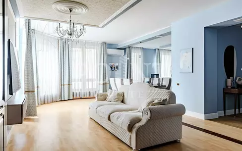 3-КОМН. КВАРТИРА С ОТДЕЛКОЙ 135 М² НА 3 ЭТАЖЕ